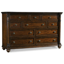 Hooker Furniture Leesburg 10 Drawer Dresser in Mahogany
