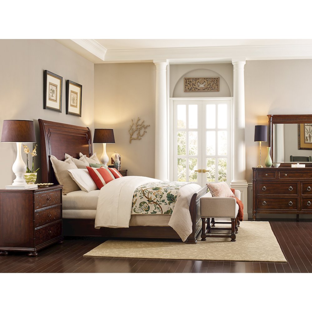 Charleston King Sleigh Bed