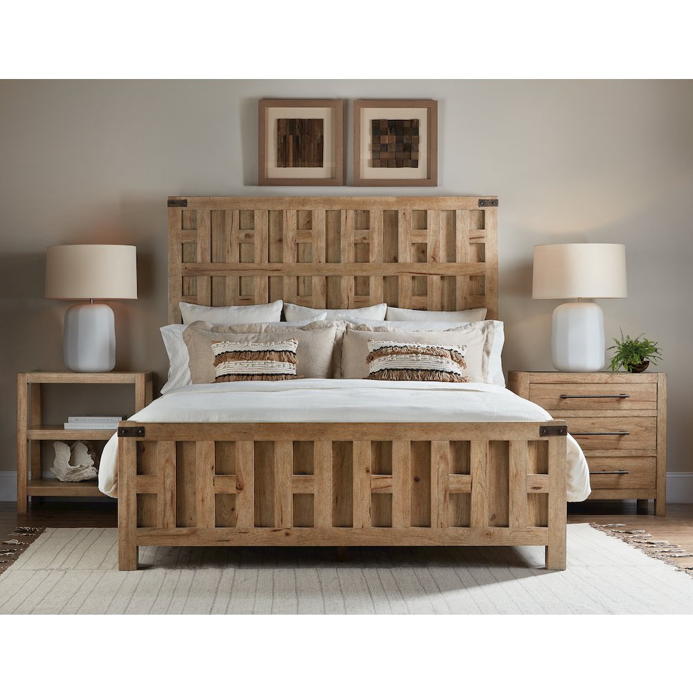 Vineyard Row Queen Panel Bed