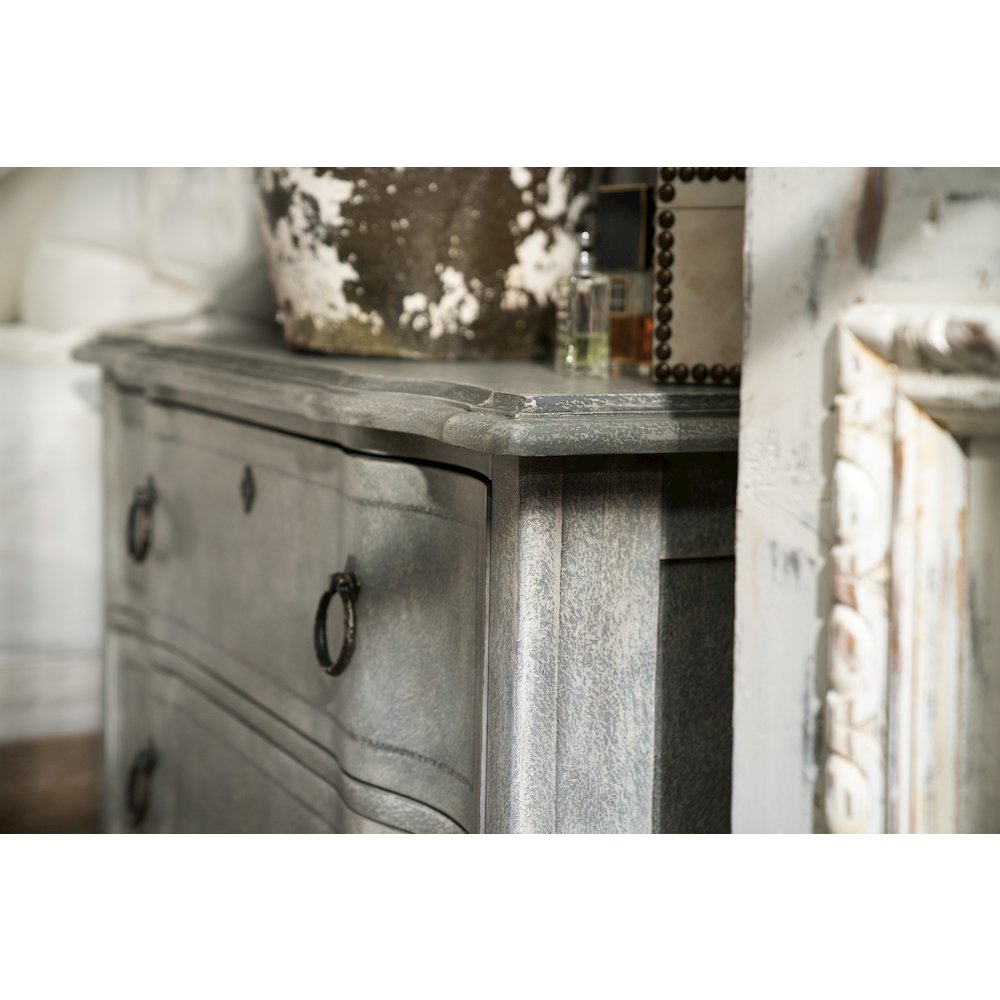 Hooker Furniture Bedroom Boheme Verbena Bachelors Chest