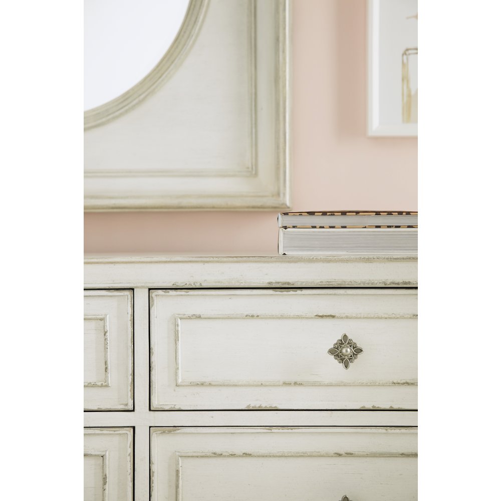 Hooker Furniture Bedroom Sanctuary Anastasie Dresser