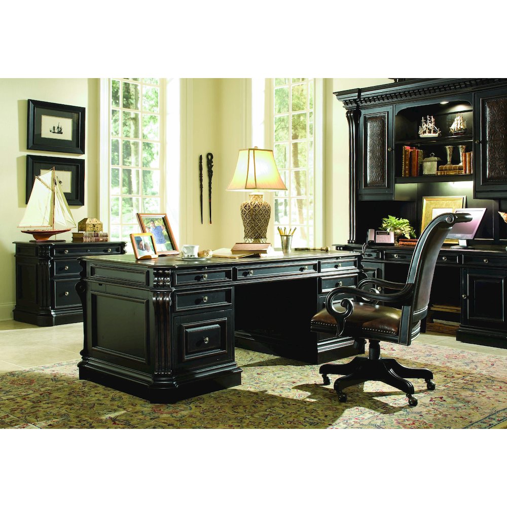 Telluride Tilt Swivel Chair