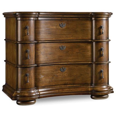 Hooker Furniture Archivist 3 Drawer Bachelor's Chest in Pecan Brown Wood