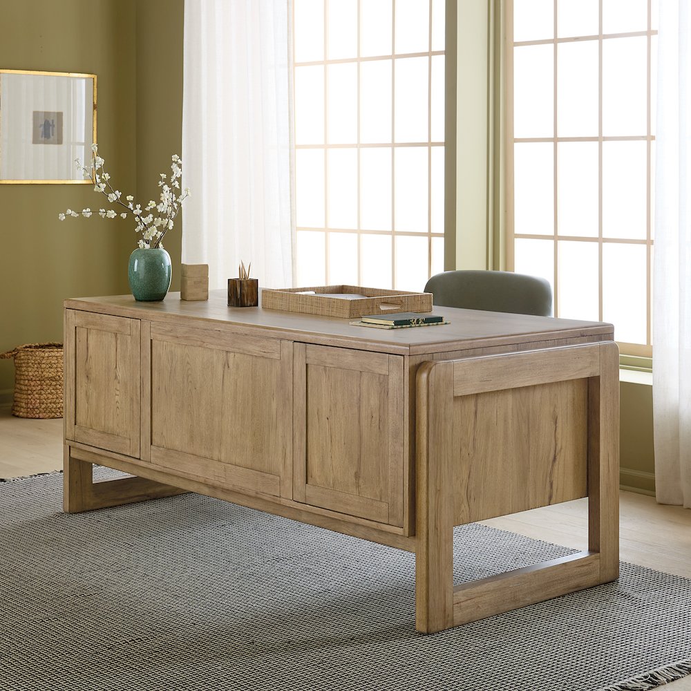 Kalamazoo Executive Desk in Natural Wood Finish by Hooker Furnishings