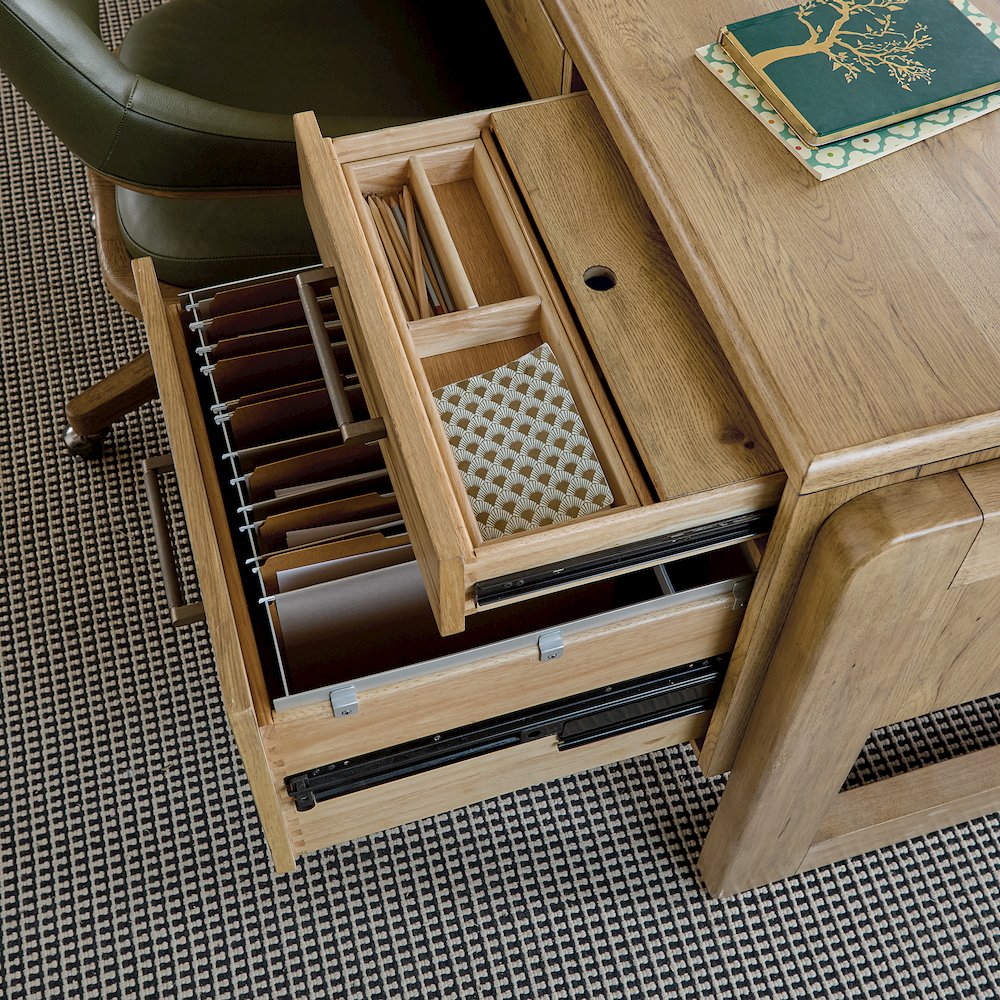 Kalamazoo Executive Desk in Natural Wood Finish by Hooker Furnishings