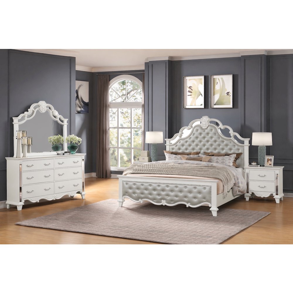 Sonia Pearl Tufted 4-Piece Bedroom Set, Queen