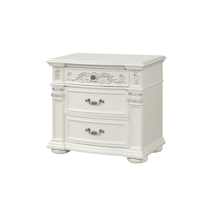 Platinum Pearl White Low Poster 5-Piece Bedroom Set, King