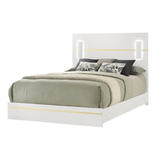 Florence White/Gold Sleek Platform 4-Piece Bedroom Set, Queen